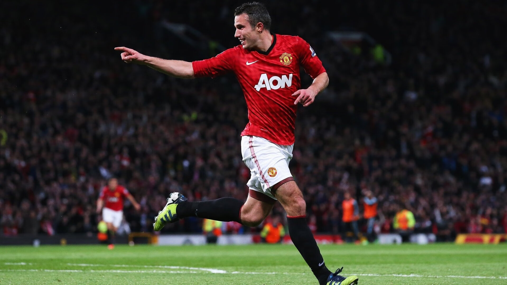 【暖心时刻】赛后颁奖！他用真情征服球迷，荣获“最受欢迎球员”称号