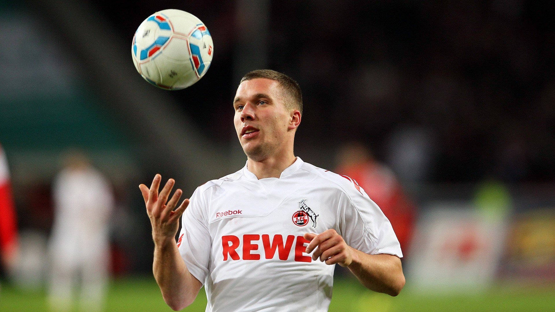 快船队签约豪华中锋,增强内线,快船的中锋是谁