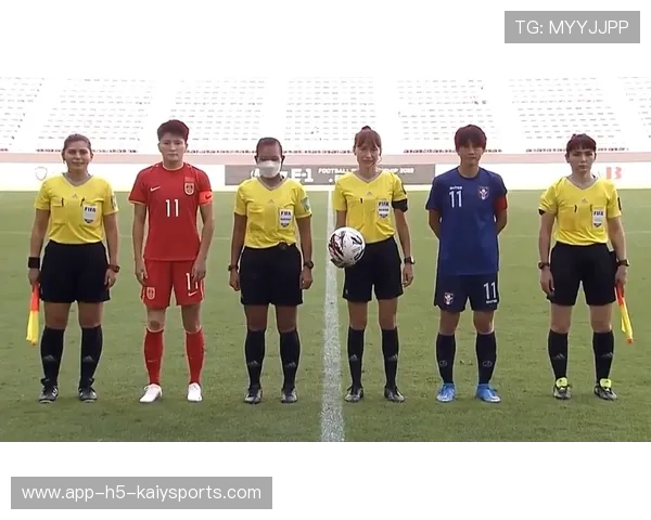 足球队官方搞怪合照火爆登场，笑点满分引爆全场