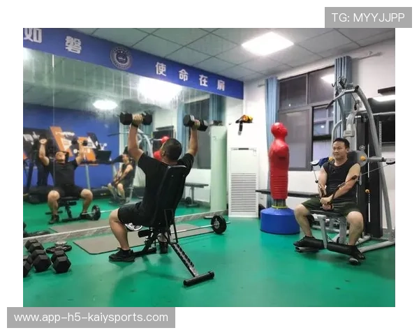 聚焦体能标准普及与训练传播内容阵地,体能训练规范