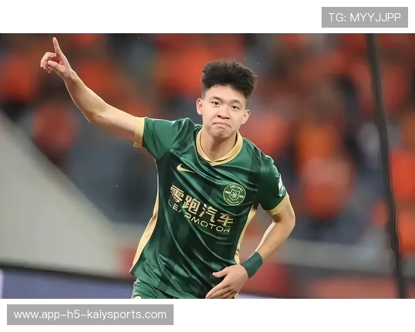 新星崛起震惊赛场，年轻球员成为焦点